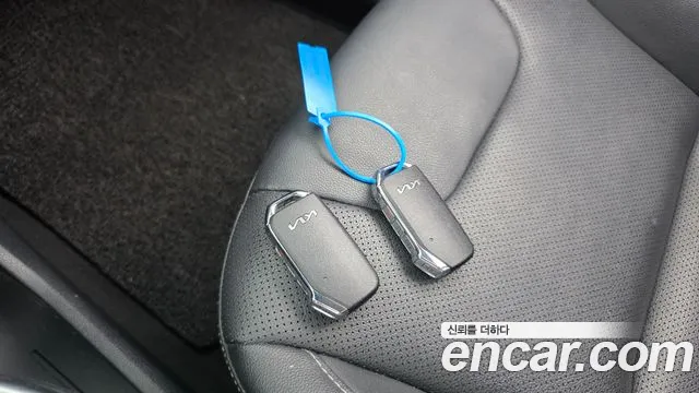 Kia Niro — Фото автомобиля 19