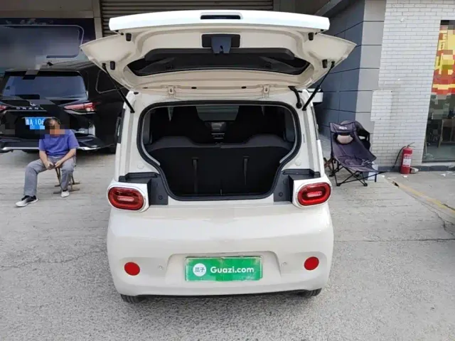 Wuling Hongguang Mini EV — Фото автомобиля 18
