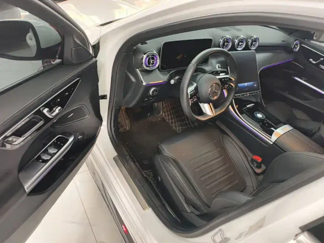 Mercedes-Benz C-Class — Фото автомобиля 15