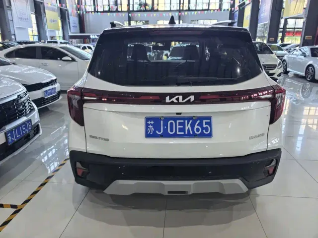 Kia Seltos — Фото автомобиля 7