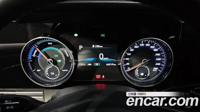 Hyundai Grandeur (New) Hybrid — Фото автомобиля 11