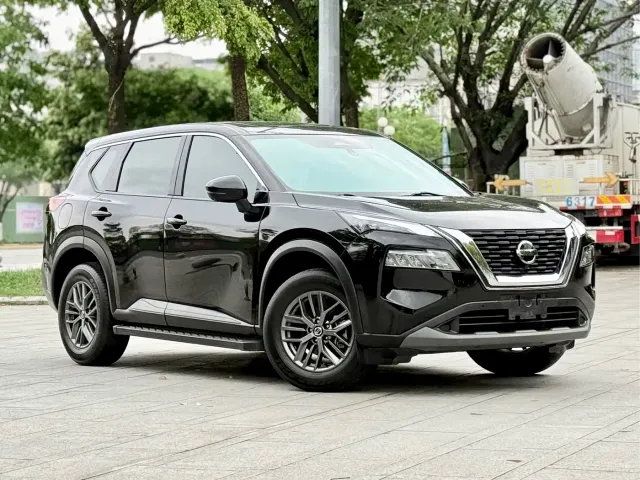 Nissan X-Trail — Фото автомобиля 3