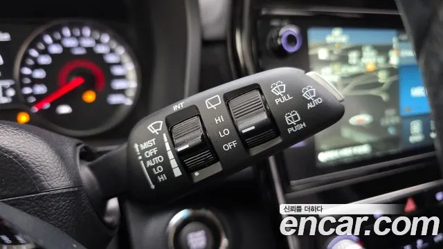 KG_Mobility_Ssangyong TIBOLI Very New Tivoli Бензин 1.5 2WD — Фото автомобиля 6