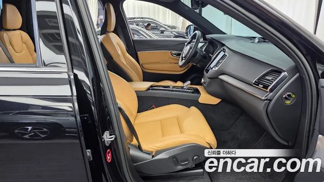 Volvo XC90 Generation 2 — Фото автомобиля 11