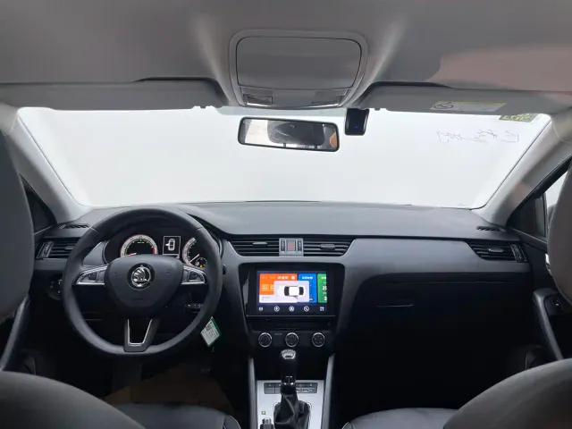 Skoda Octavia — Фото автомобиля 15
