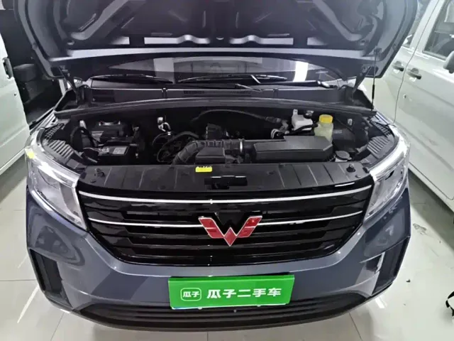 Wuling Hongguang Plus — Фото автомобиля 19
