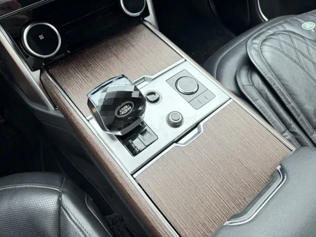 Land Rover Range Rover — Фото автомобиля 11