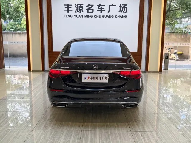 Mercedes-Benz S-Class — Фото автомобиля 29