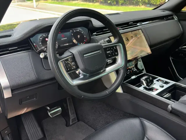 Land Rover Range Rover — Фото автомобиля 9