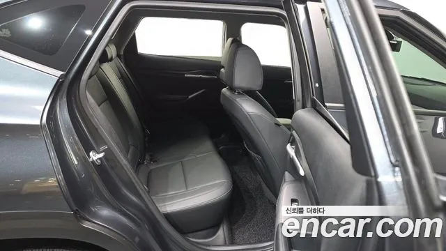 Kia Seltos Новый Seltos Бензин 1.6 Turbo 4WD — Фото автомобиля 12