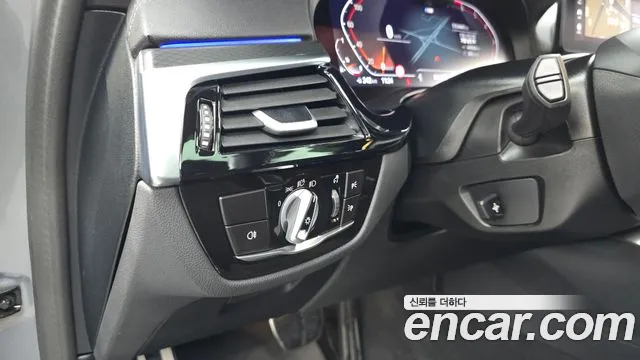 BMW 5-Series — Фото автомобиля 16