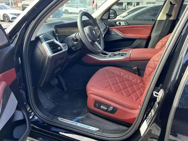BMW X5 — Фото автомобиля 2
