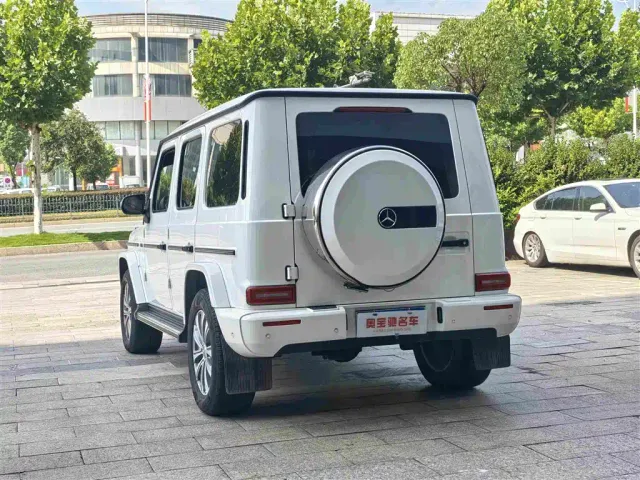 Mercedes-Benz G-Class — Фото автомобиля 9