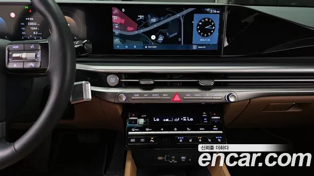 Hyundai Grandeur Grandeur (GN7) 2.5 Бензин 2WD — Фото автомобиля 14