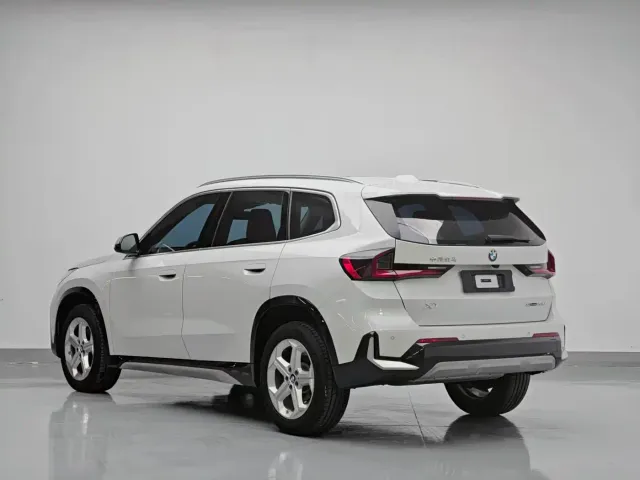 BMW X1 — Фото автомобиля 4
