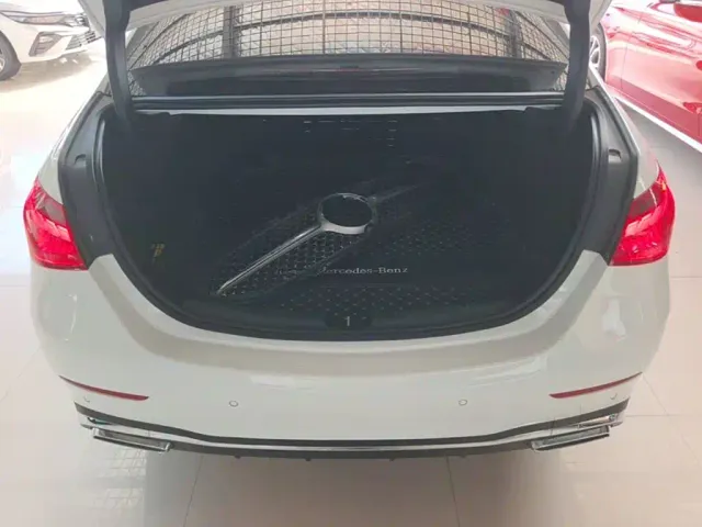 Mercedes-Benz C-Class — Фото автомобиля 18