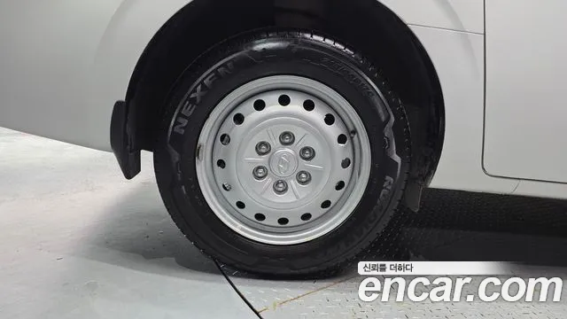 Hyundai Staria Staria Карго 3 места — Фото автомобиля 5