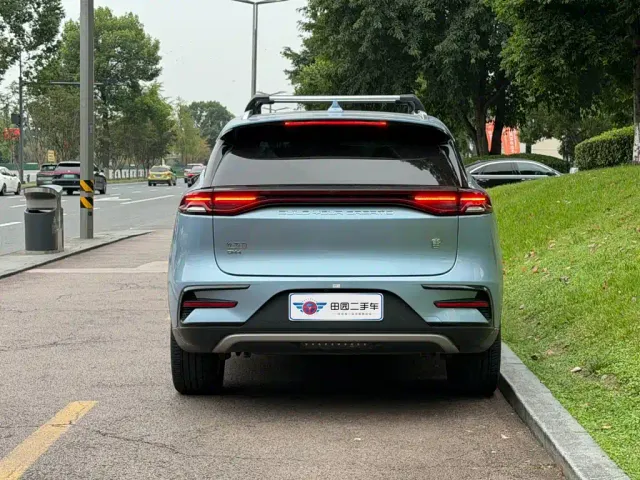 BYD Tang — Фото автомобиля 5