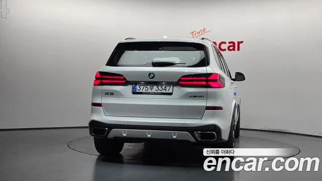 BMW X5 xDrive 40i M Sport — Фото автомобиля 4