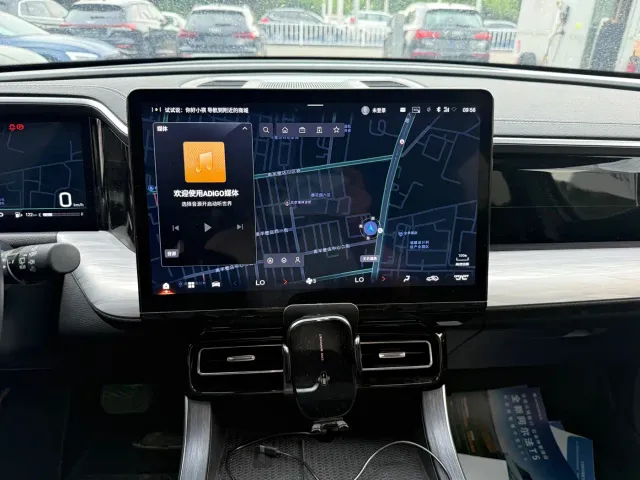GAC Trumpchi GS8 — Фото автомобиля 7