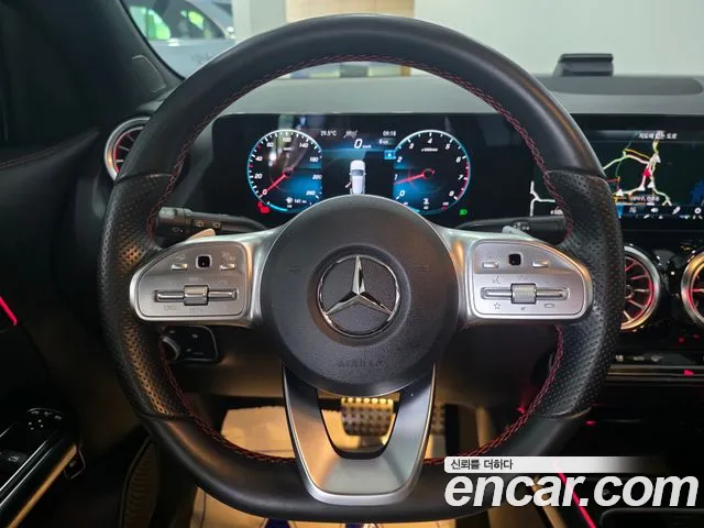 Mercedes-Benz GLA-Class — Фото автомобиля 17