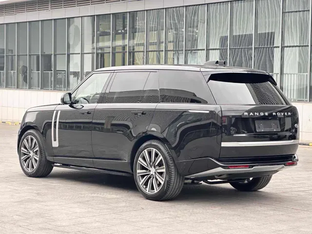 Land Rover Range Rover — Фото автомобиля 13