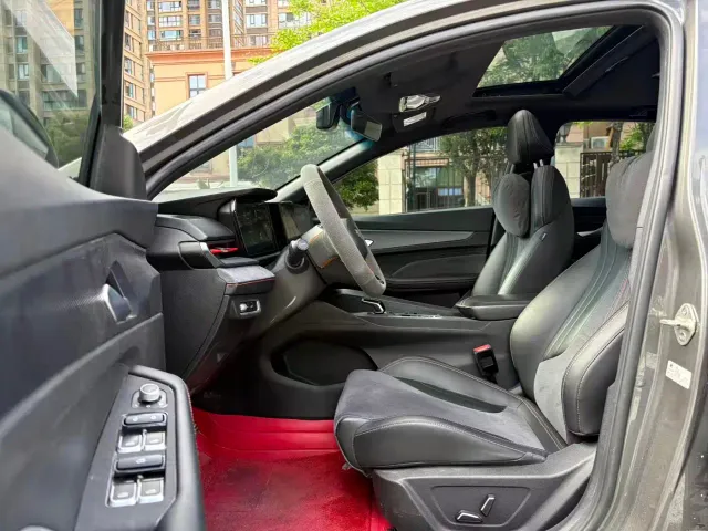 Geely Binrui — Фото автомобиля 10