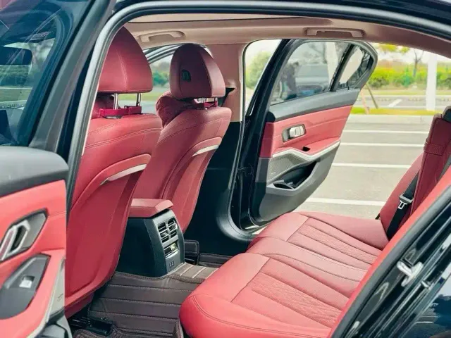 BMW 3 Series — Фото автомобиля 6