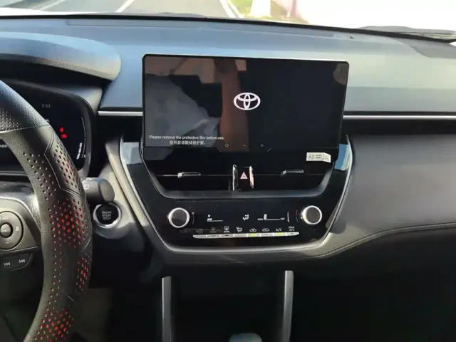 Toyota Corolla Cross — Фото автомобиля 13