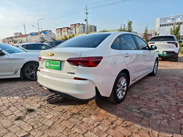 Chevrolet Monza — Фото автомобиля 6