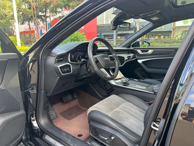 Audi A6L — Фото автомобиля 14