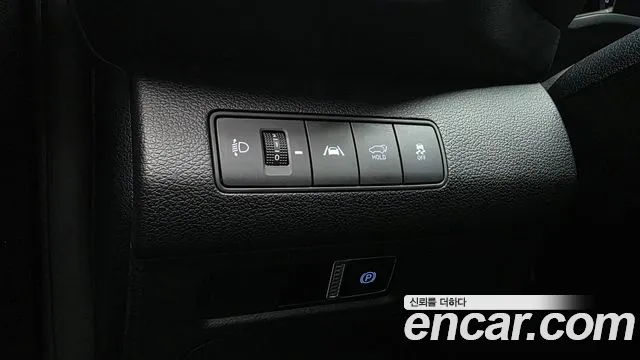 Hyundai Santafe Новый Santa Fe Дизель 2.2 2WD — Фото автомобиля 16