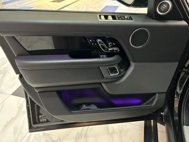 Land Rover Range Rover — Фото автомобиля 6