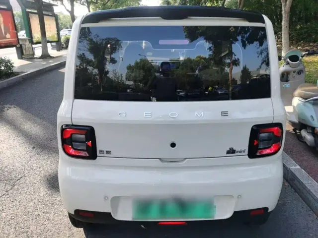 Geely Panda — Фото автомобиля 5
