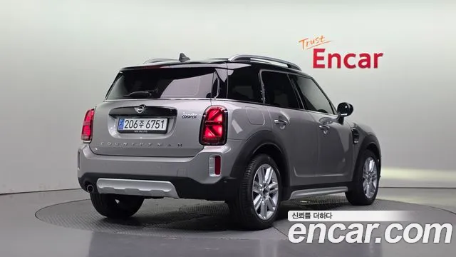 MINI Countryman — Фото автомобиля 2