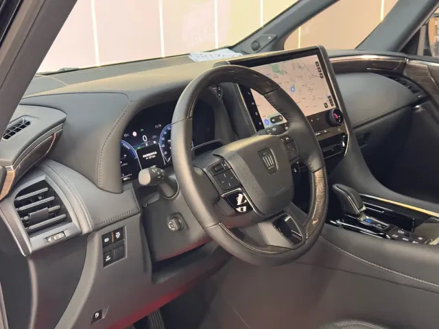 Toyota Vellfire — Фото автомобиля 15