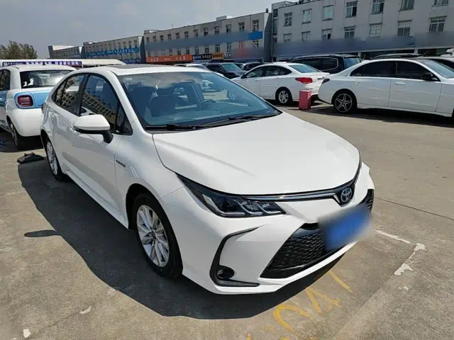 Toyota Corolla — Фото автомобиля 3