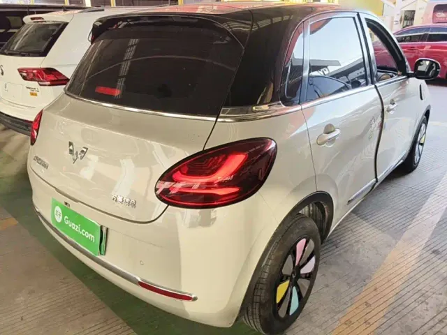 Wuling Bingo — Фото автомобиля 6