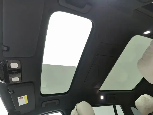 Li Auto L7 — Фото автомобиля 14