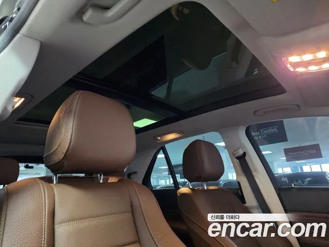 Mercedes-Benz GLE-Class — Фото автомобиля 12