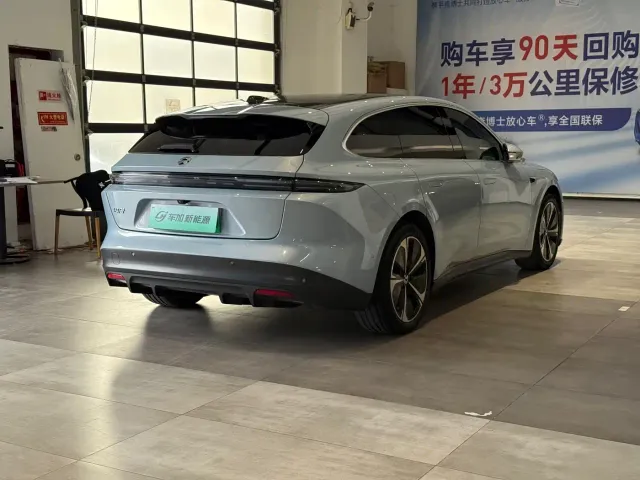 Nio ET5 Touring — Фото автомобиля 9