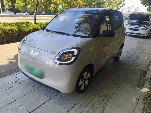 Фотография автомобиля — Wuling Hongguang Mini EV