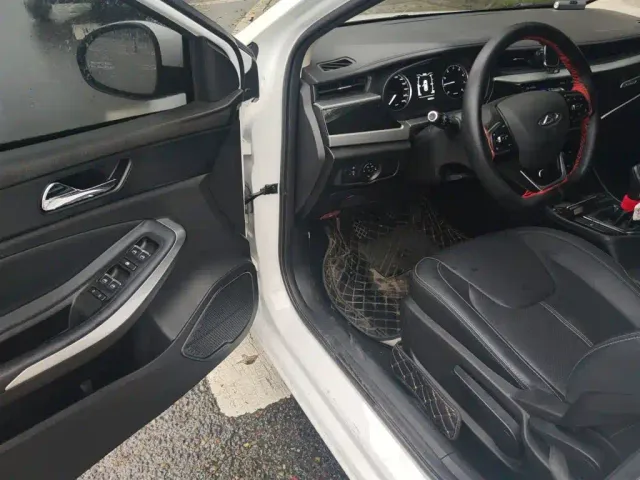 Chery Arrizo 5 — Фото автомобиля 12