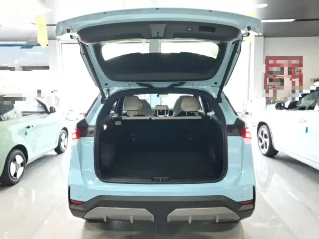 Geely Galaxy L7 — Фото автомобиля 18