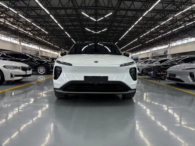 Nio ES6 — Фото автомобиля 2
