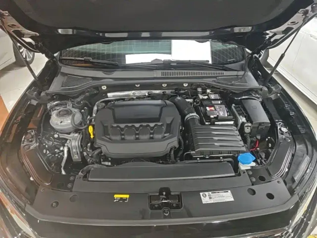 Volkswagen Passat — Фото автомобиля 19