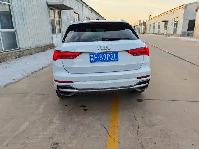 Audi Q3 — Фото автомобиля 5