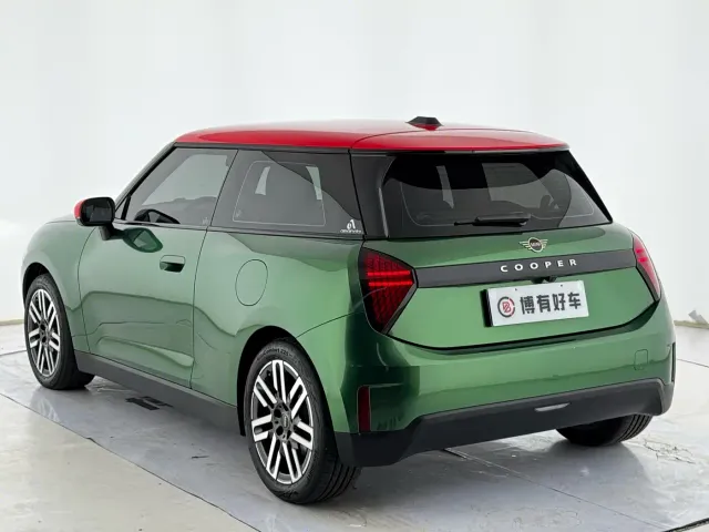 MINI Cooper — Фото автомобиля 14