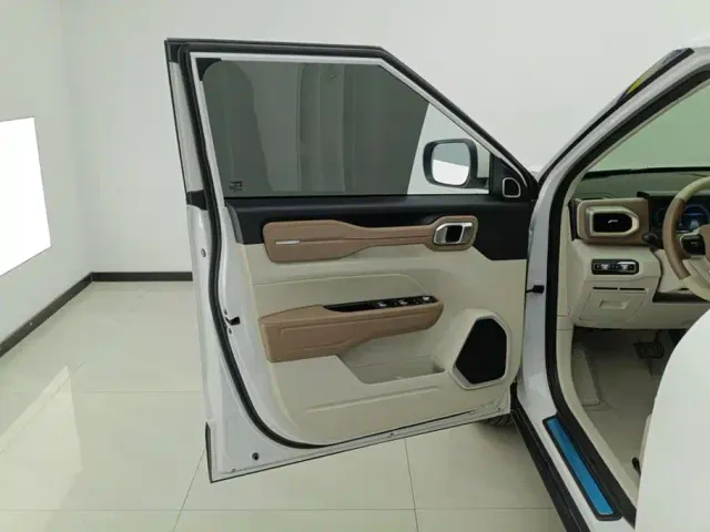 Geely ICON — Фото автомобиля 7