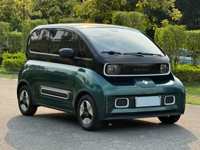 Baojun KiWi EV — Фото автомобиля 10